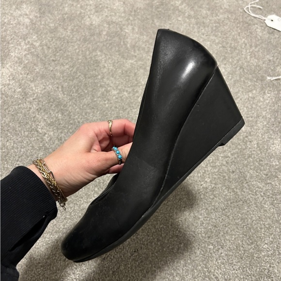 Clark’s Black Leather Wedge Heel Size 6 - Picture 6 of 8